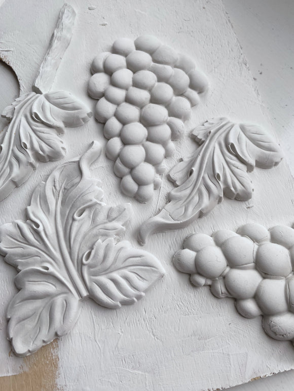 Grapes Mould