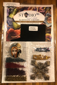 The Queen of Hallow's Eve / Kit No. 334