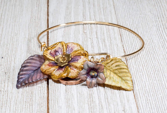 ADJUSTABLE BANGLE PANSY BRACELET